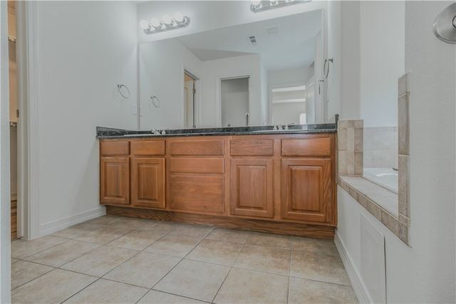 3009 SW Waterleaf Avenue, Bentonville, AR 72713