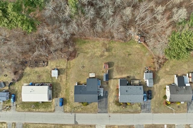 11 A Street, Seabrook, NH 03874