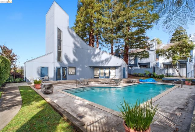 18018 Sahara Rd, Hayward, CA 94541