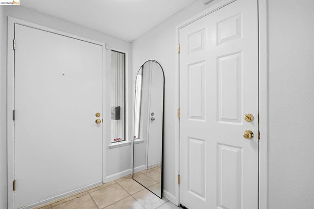 18018 Sahara Rd, Hayward, CA 94541