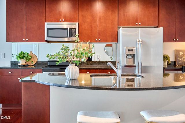 301 Fayetteville Street 2304, Raleigh, NC 27601