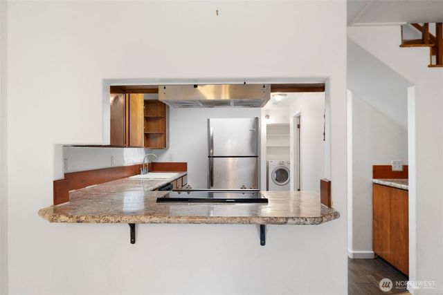 371 E Lakeshore Drive W, Shelton, WA 98584