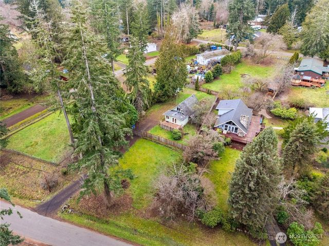371 E Lakeshore Drive W, Shelton, WA 98584
