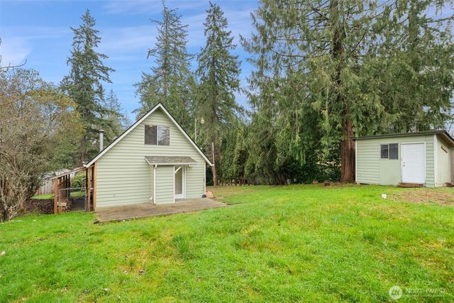 371 E Lakeshore Drive W, Shelton, WA 98584