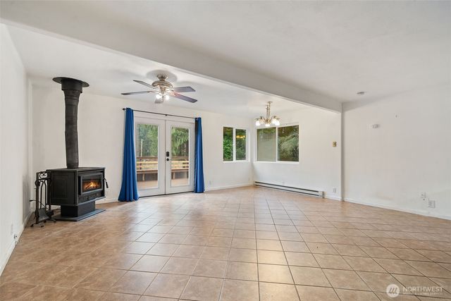 371 E Lakeshore Drive W, Shelton, WA 98584