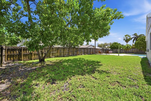 11991 SW 51st Court, Cooper City, FL 33330