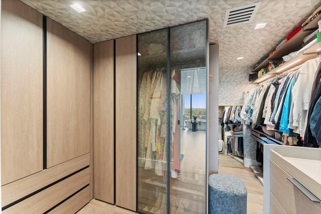 3433 Westheimer Road 1005, Houston, TX 77027