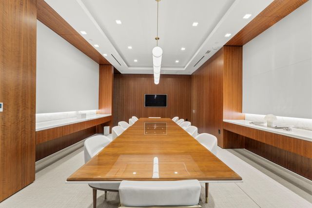 3433 Westheimer Road 1005, Houston, TX 77027