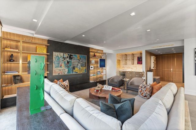 3433 Westheimer Road 1005, Houston, TX 77027