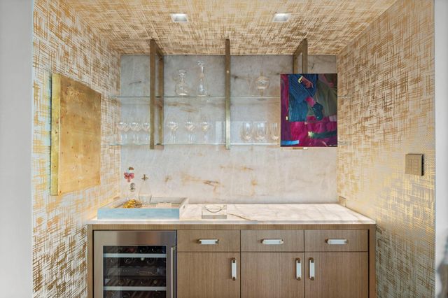 3433 Westheimer Road 1005, Houston, TX 77027