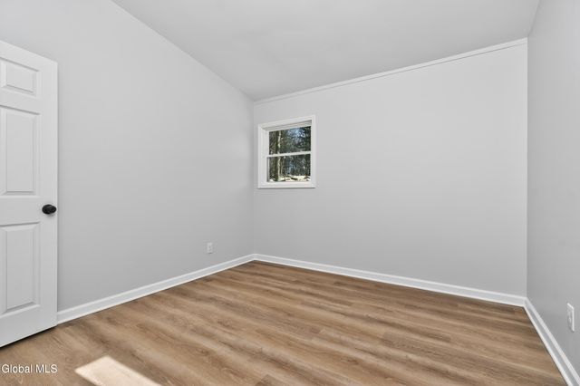 40 Sherwood Drive, Colonie, NY 12110