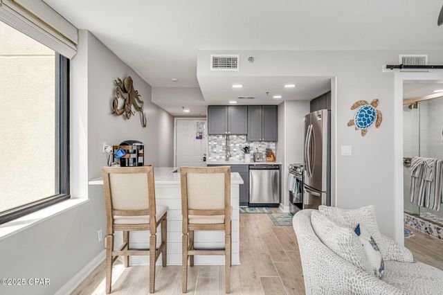 9850 S Thomas Drive 401W, Panama City, FL 32408