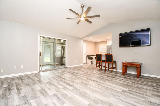 2101 Roland Rue Street, Pearland, TX 77581