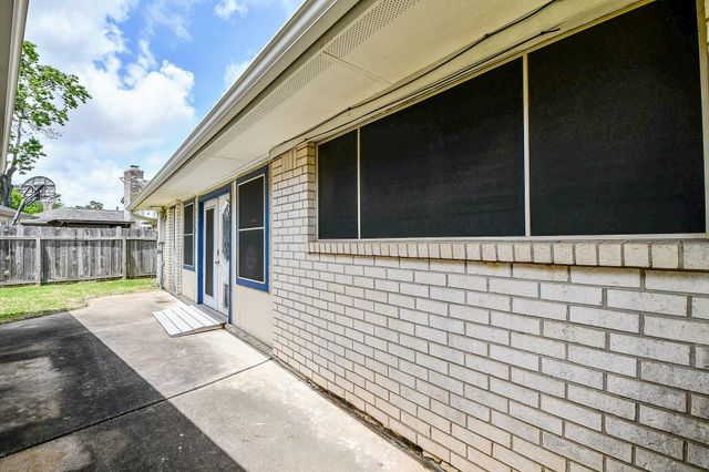 2101 Roland Rue Street, Pearland, TX 77581