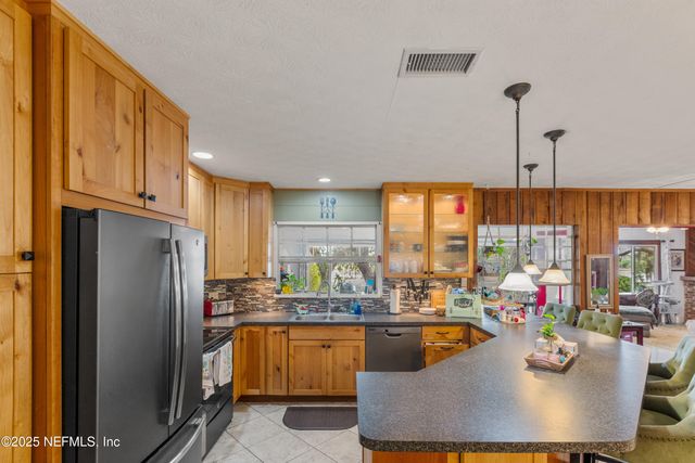 5915 WHITE SANDS Road, Keystone Heights, FL 32656