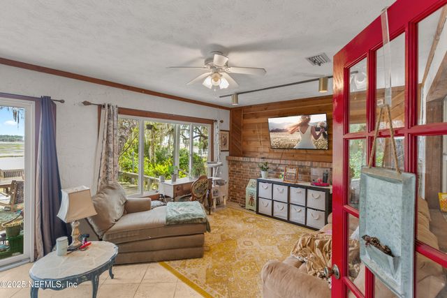 5915 WHITE SANDS Road, Keystone Heights, FL 32656
