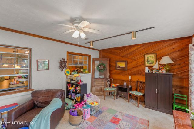 5915 WHITE SANDS Road, Keystone Heights, FL 32656