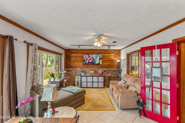 5915 WHITE SANDS Road, Keystone Heights, FL 32656