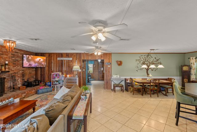 5915 WHITE SANDS Road, Keystone Heights, FL 32656