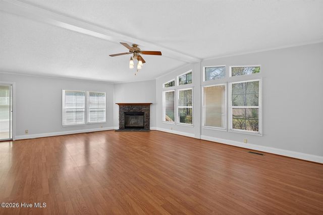 1229 Zack Street SE, Bolivia, NC 28422