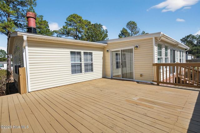 1229 Zack Street SE, Bolivia, NC 28422