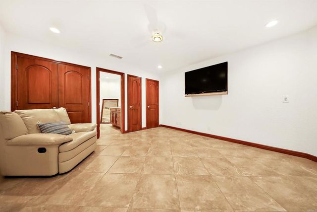 49 Conejo Circle, Palm Desert, CA 92260