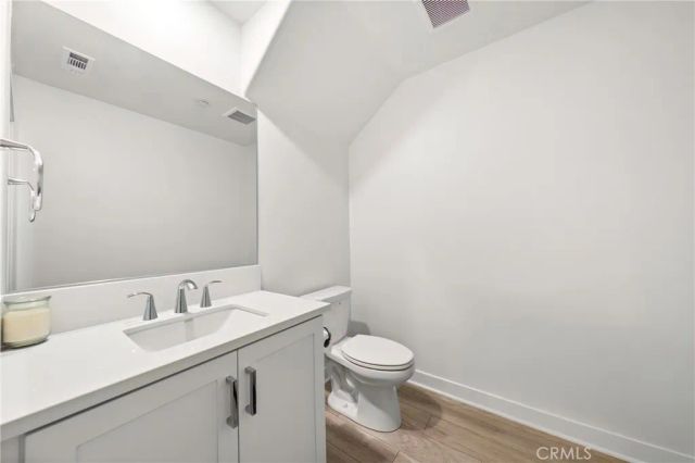 253 Waypoint, Tustin, CA 92782