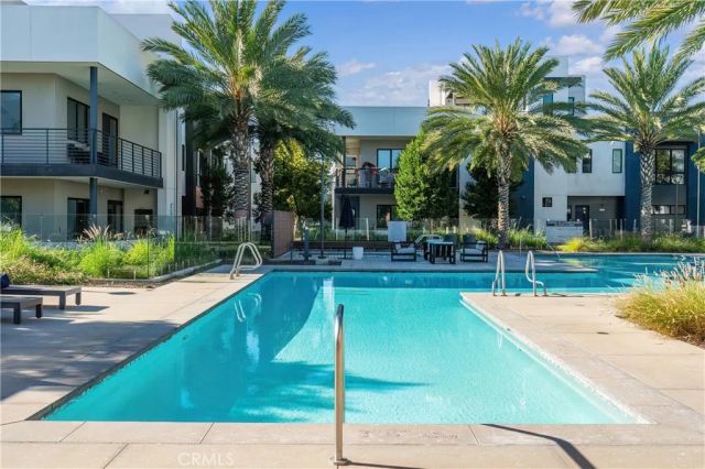 253 Waypoint, Tustin, CA 92782