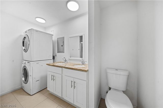 1001 Silver Lake Drive, Las Vegas, NV 89108