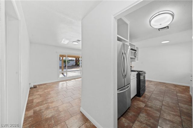 1001 Silver Lake Drive, Las Vegas, NV 89108