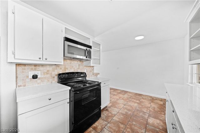 1001 Silver Lake Drive, Las Vegas, NV 89108