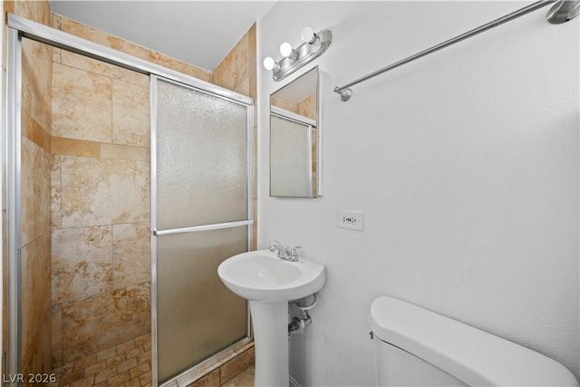 1001 Silver Lake Drive, Las Vegas, NV 89108