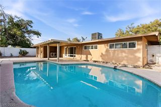 1001 Silver Lake Drive, Las Vegas, NV 89108