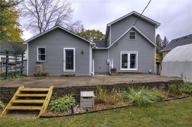 1012 Garfield Avenue, Altoona, WI 54720