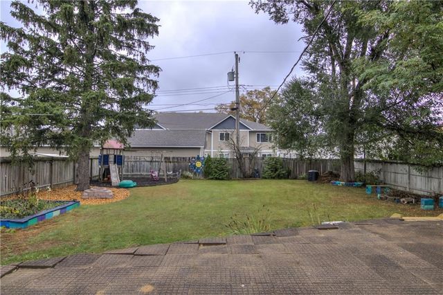 1012 Garfield Avenue, Altoona, WI 54720