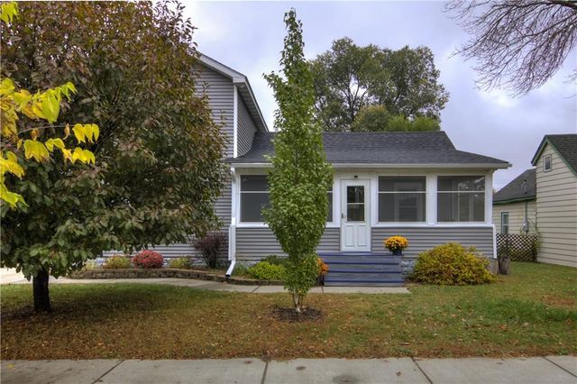 1012 Garfield Avenue, Altoona, WI 54720