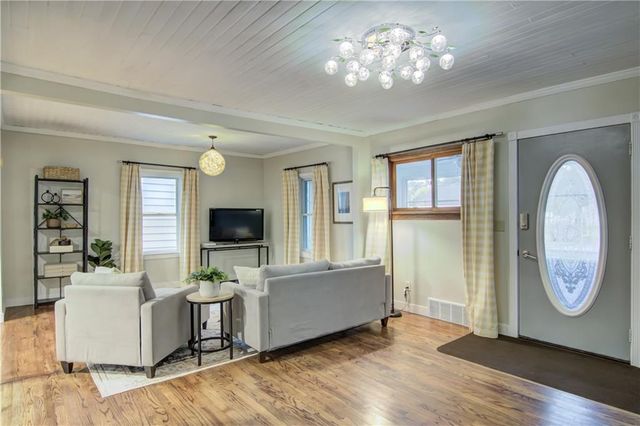 1012 Garfield Avenue, Altoona, WI 54720