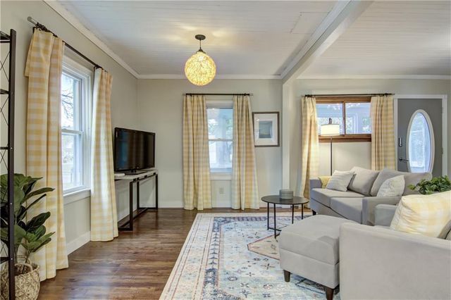 1012 Garfield Avenue, Altoona, WI 54720