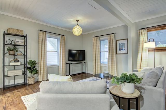 1012 Garfield Avenue, Altoona, WI 54720