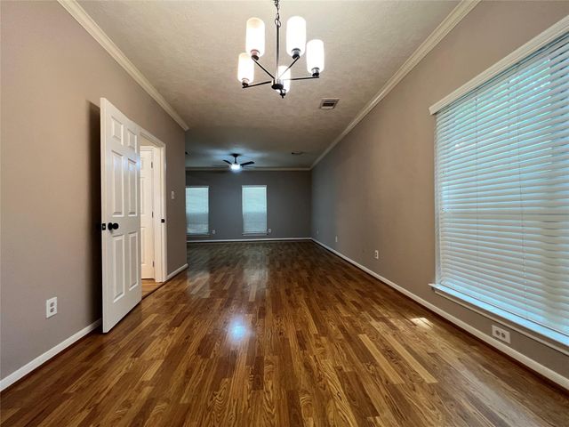 11422 Willow Field Drive, Cypress, TX 77429