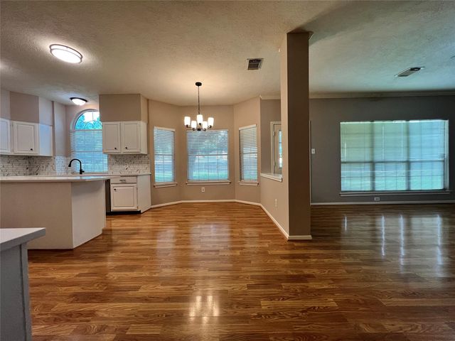 11422 Willow Field Drive, Cypress, TX 77429