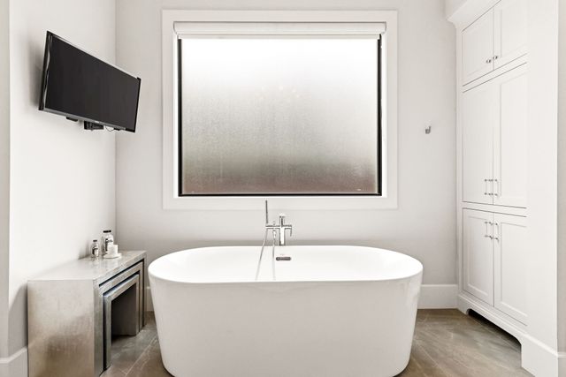 38 Abbey Creek Way, Dallas, TX 75248