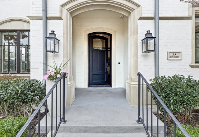 38 Abbey Creek Way, Dallas, TX 75248