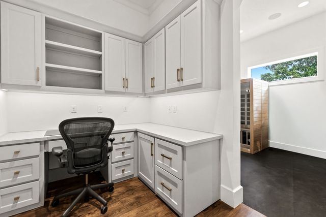 38 Abbey Creek Way, Dallas, TX 75248