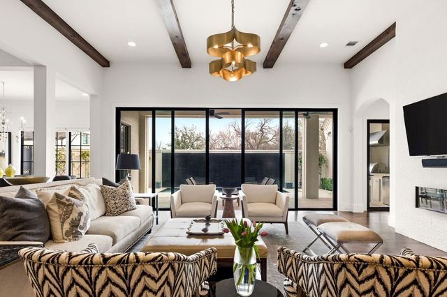 38 Abbey Creek Way, Dallas, TX 75248