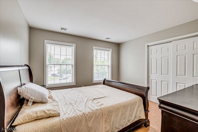 73 Mariners Court, Plainfield City, NJ 07063