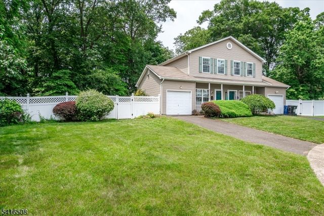73 Mariners Court, Plainfield City, NJ 07063