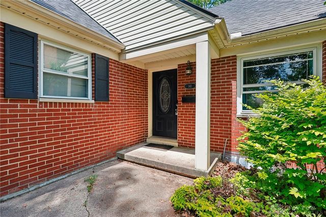 141 Napoleon Drive, Kettering, OH 45429