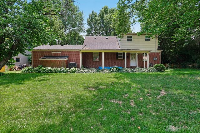 141 Napoleon Drive, Kettering, OH 45429