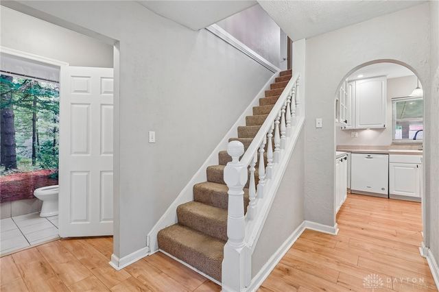 141 Napoleon Drive, Kettering, OH 45429